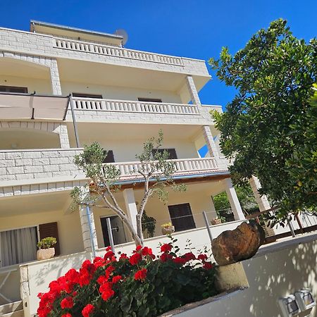 Apartments Huljic Hvar Town Luaran gambar