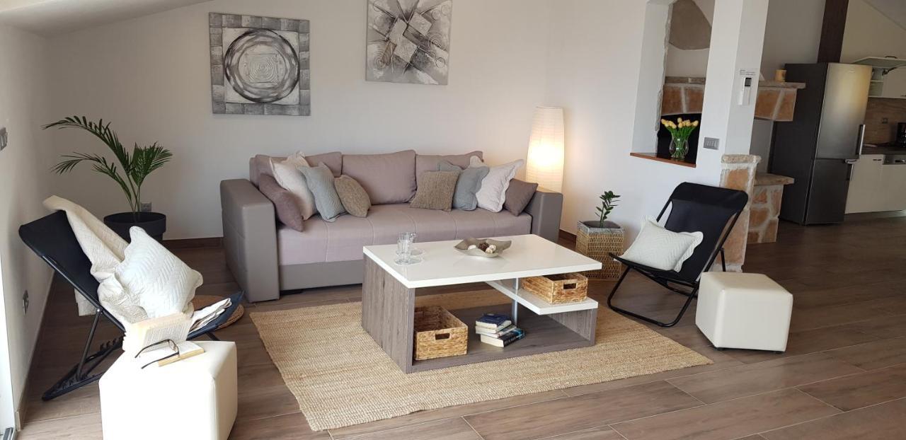 Apartments Huljic Hvar Town Luaran gambar