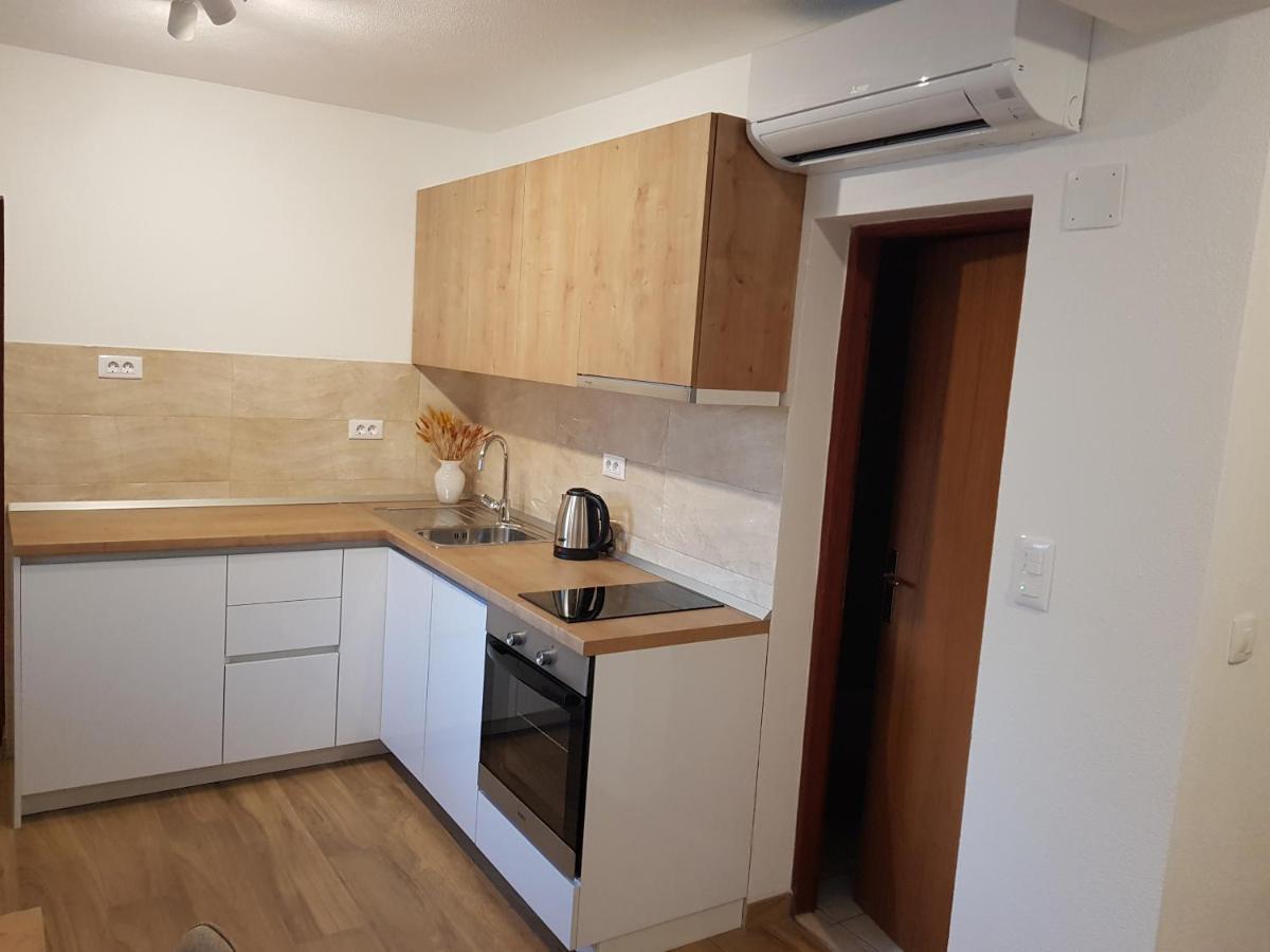 Apartments Huljic Hvar Town Luaran gambar