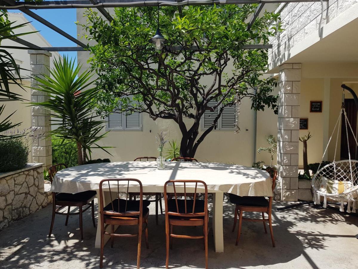 Apartments Huljic Hvar Town Luaran gambar