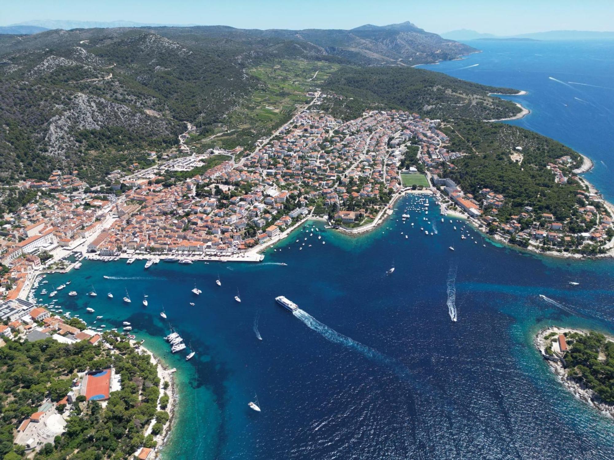 Apartments Huljic Hvar Town Luaran gambar
