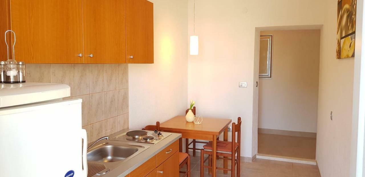 Apartments Huljic Hvar Town Luaran gambar